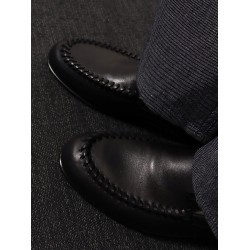 Leather loafers with metal FF logo