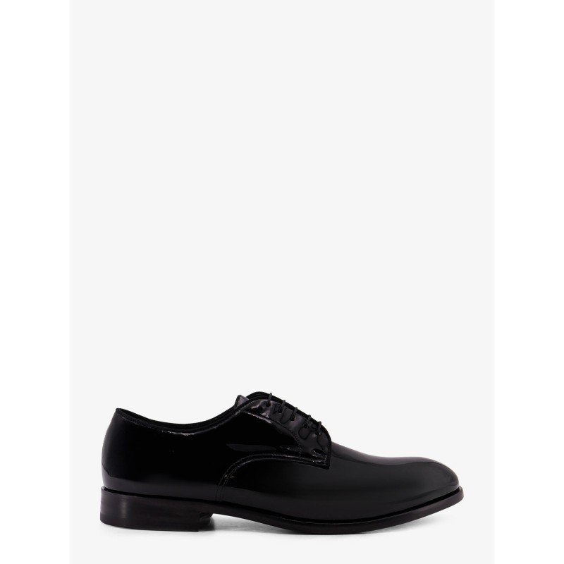 Patent leather lace-up