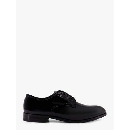 Patent leather lace-up