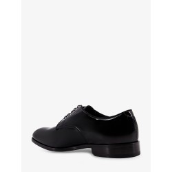 Patent leather lace-up