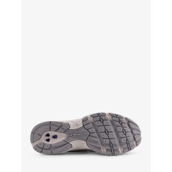 7405 mesh sneakers with logo on the side