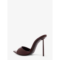Bella patent leather sandals