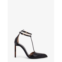 Python-effect leather pumps
