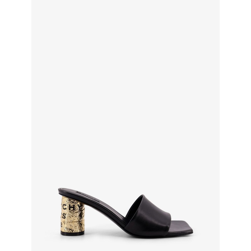 Leather sandals