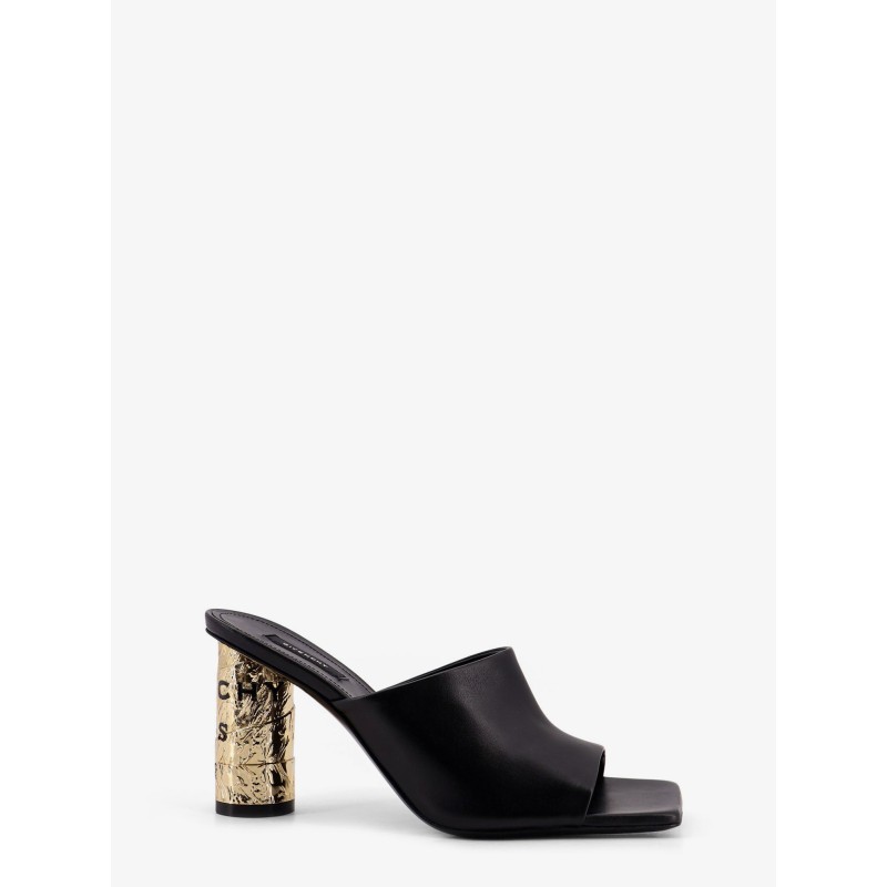 Leather sandals
