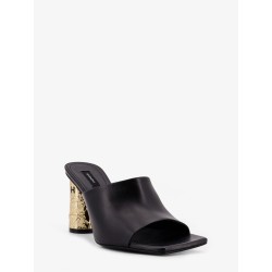 Leather sandals