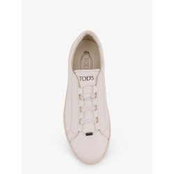 Leather sneakers
