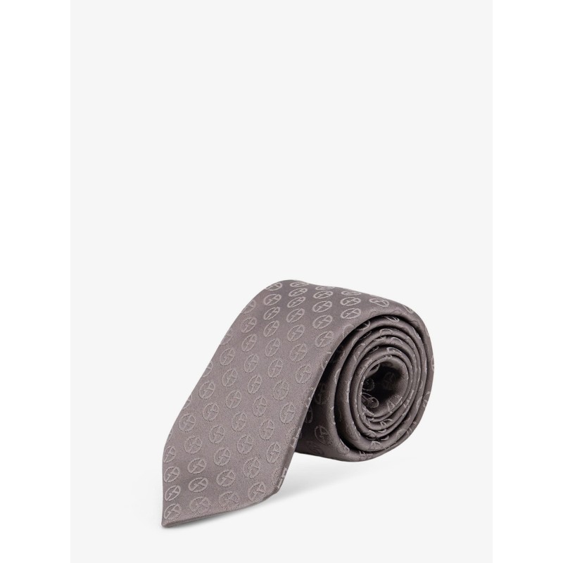 Silk tie