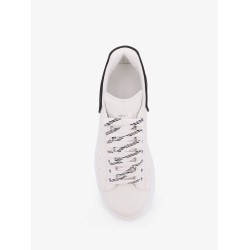 Oversized low-top leather sneakers