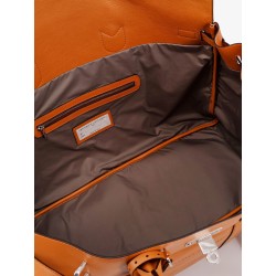 Leather travel bag with engraved logo on the front