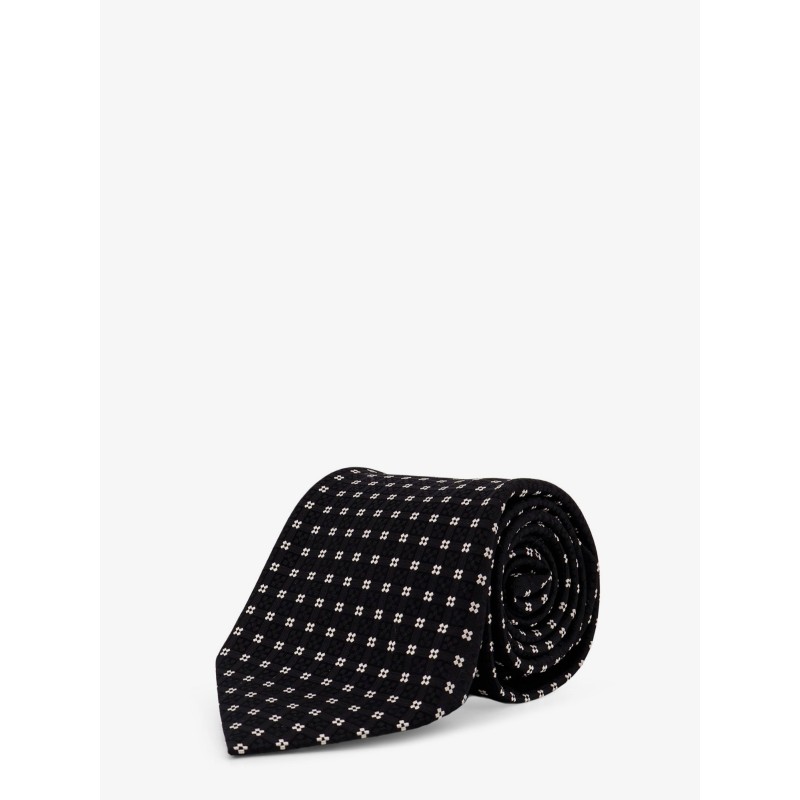 Silk tie