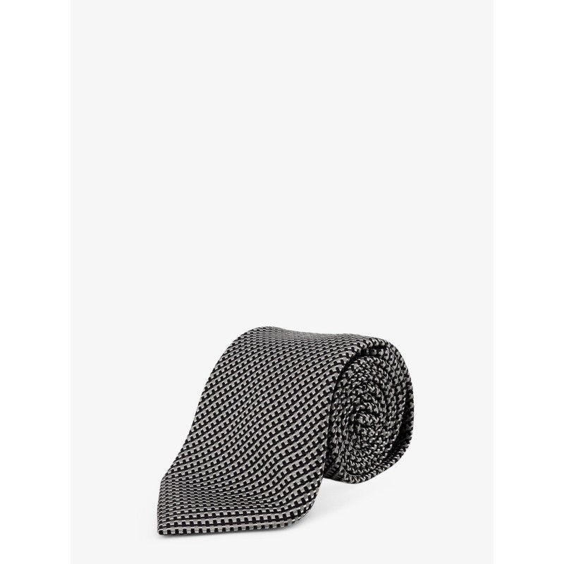 Silk tie