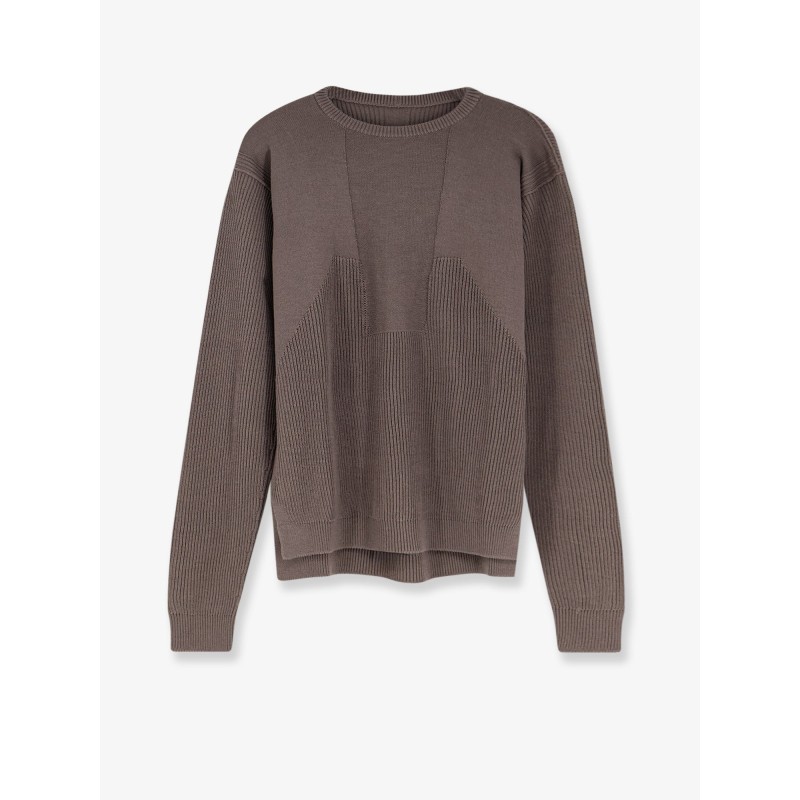 Virgin wool sweater