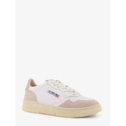 Medalist leather sneakers