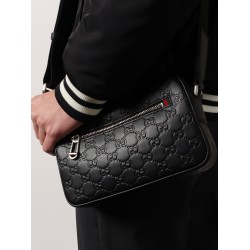 GG Emblem leather crossbody bag