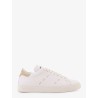 Leather sneakers with iconic stitching