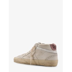 Leather sneakers