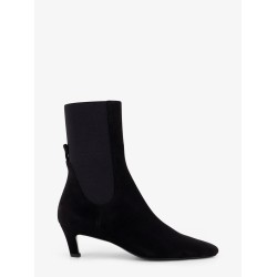 Suede boots