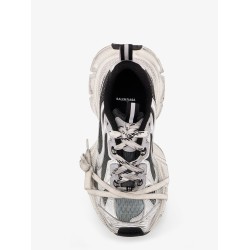 3XL Gradient mesh sneakers with used effect