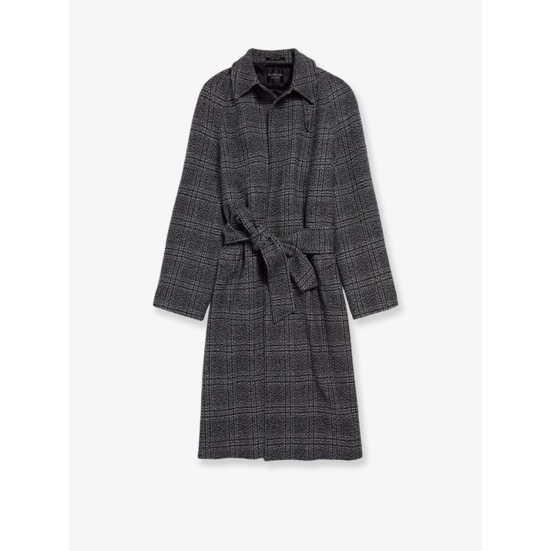 One Layer raglan wool coat