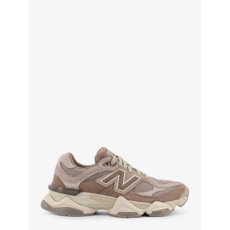 9060 mesh and suede low-top sneakers