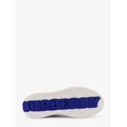 Low-top leather sneakers with check inserts