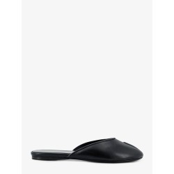 Date Flat leather sandals