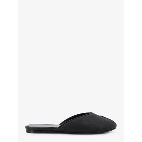 Date Flat leather sandals