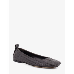 Charlotte leather ballerinas with Intrecciato motif