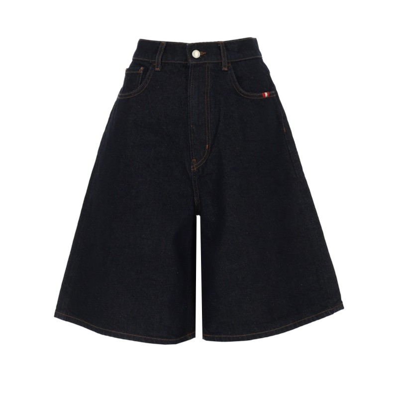 SHORTS IN DENIM
