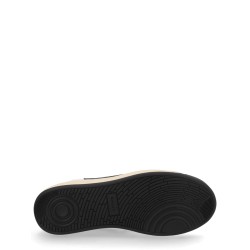 SNEAKER "COMPETITION"