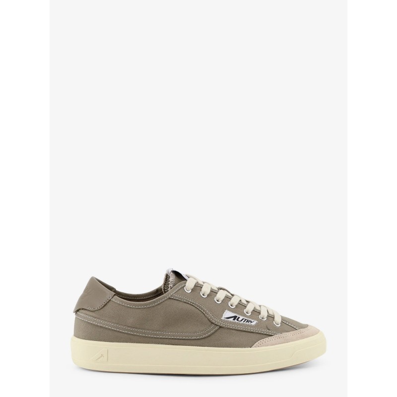 Windscape canvas sneakers with side logo label