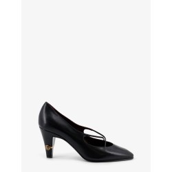 Criss-Cross Medallion leather pumps
