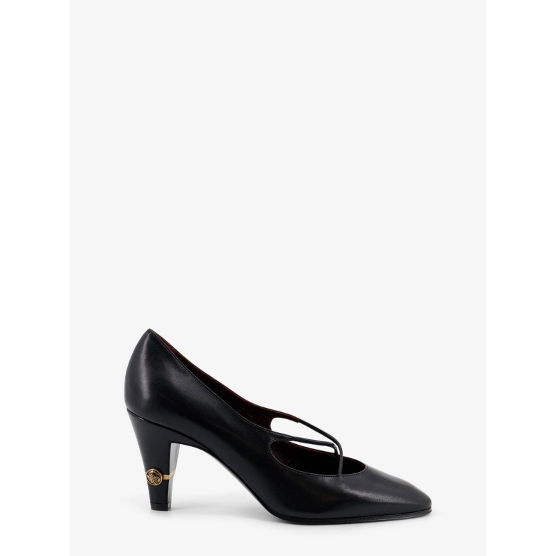 Criss-Cross Medallion leather pumps
