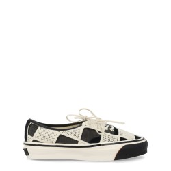 SNEAKER "AUTHENTIC 44"