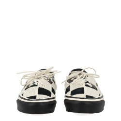 SNEAKER "AUTHENTIC 44"