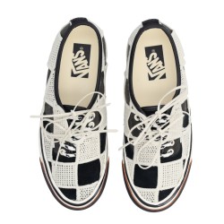 SNEAKER "AUTHENTIC 44"
