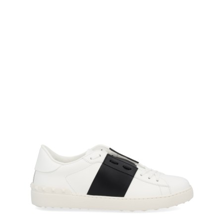 "OPEN" SNEAKER