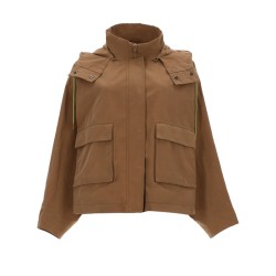 PARKA CORTO CON CAPPUCCIO