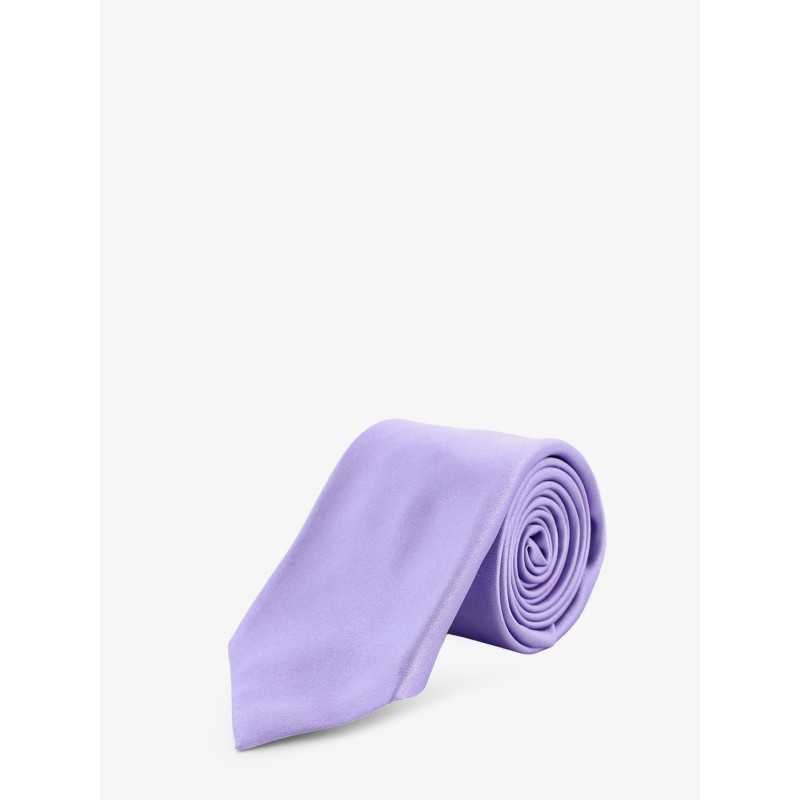 Silk tie