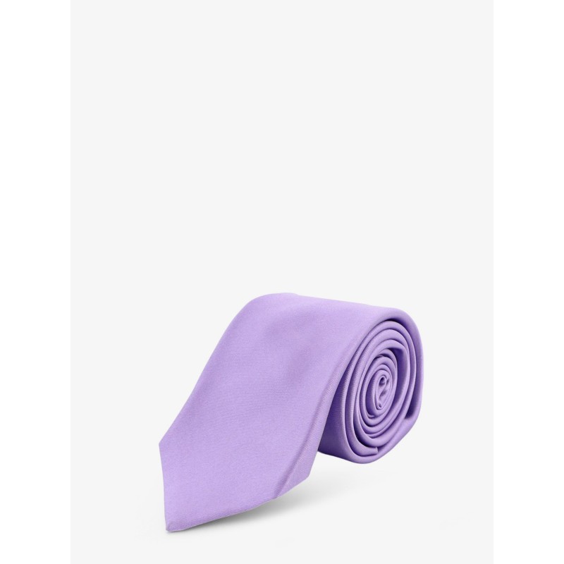 Silk tie