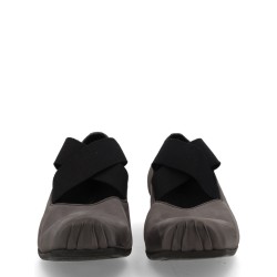 BALLERINA IN PELLE