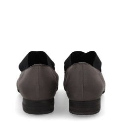 BALLERINA IN PELLE