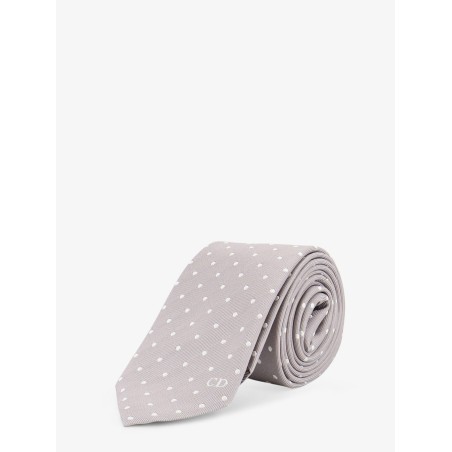 Silk tie