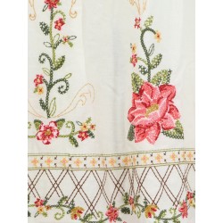 Linen and viscose top with embroidery