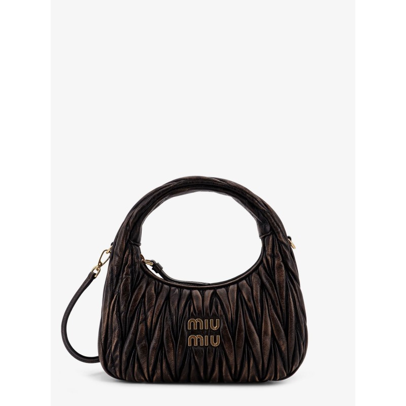 Wander quilted leather crossbody bag with a vintage effect