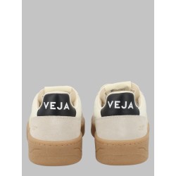SNEAKER "V-82"