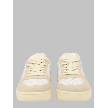SNEAKER "V-82"