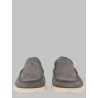 MOCASSINO IN PELLE SCAMOSCIATA CON LOGO