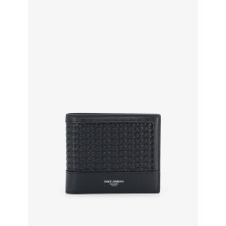 Leather wallet with woven pattern